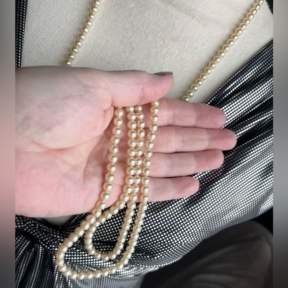 Vintage faux Pearl 59” champagne - Picture 3 of 8